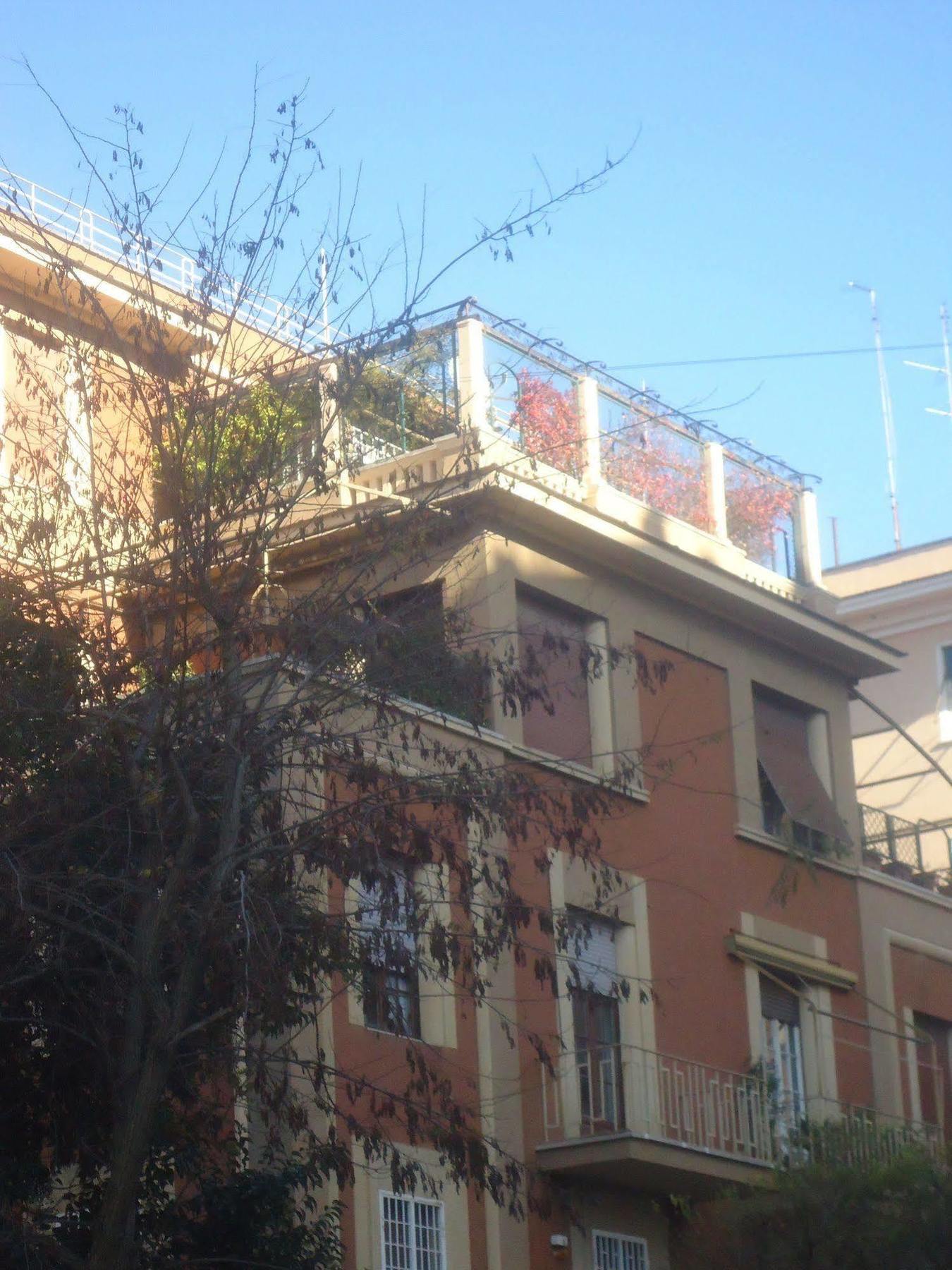 Dea Roma Inn Exterior photo